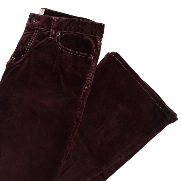 A&F Velvet Stretch Flare Leg Jeans - Picture 9 of 9